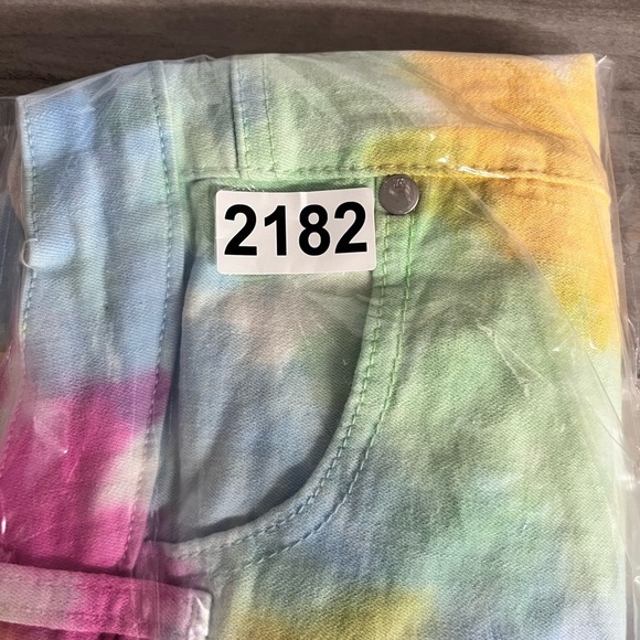 Judy Blue Swirl Tie Dye Cutoff Shorts Womens M denim Cute Stretch Summer 2182 - Picture 8 of 8